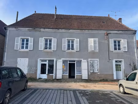 vente maison 3 pièces 168 m² à saint-bonnet-de-joux (71220)  86 400 €