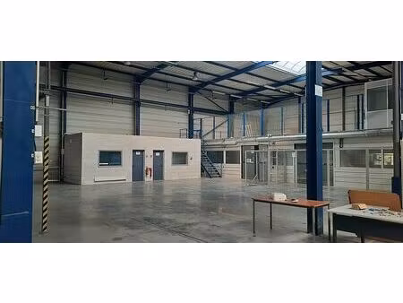location local d'activités belfort 1 900 m²