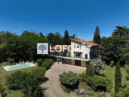 maison de luxe à vendre à neyron