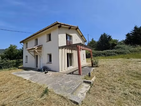 villa sur 1750m² avec vue panoramique à bugarach  france