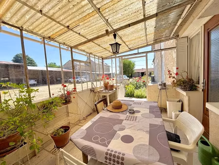 vente ferme 8 pièces 212 m² à amberre (86110)  248 000 €