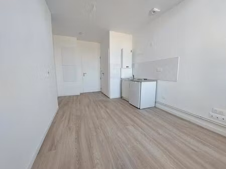 location appartement 1 pièce 19m² louviers 27400