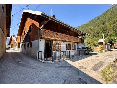vente chalet 7 pièces 220 m² à le biot (74430)  395 000 €