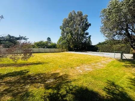 terrain à bâtir avec piscine