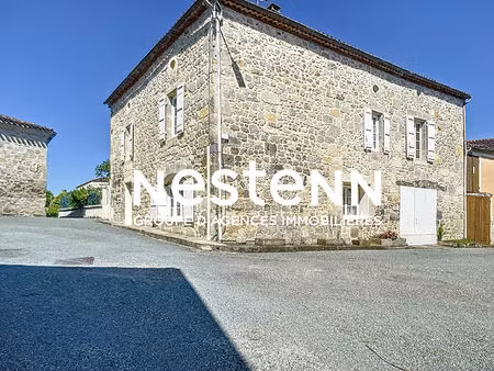 a vendre superbe maison de village en pierres  4 chambres  avec jardin et grand garage