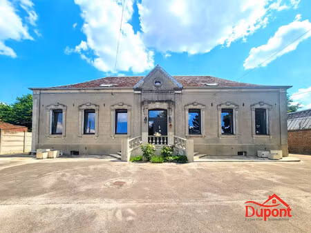 maison bougeoise  3 chambres  grange  jardin !!