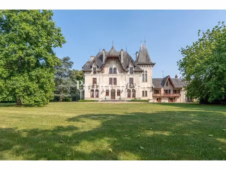 vente maison 20 pièces 900 m² à availles-en-châtellerault (86530)  1 975 000 €