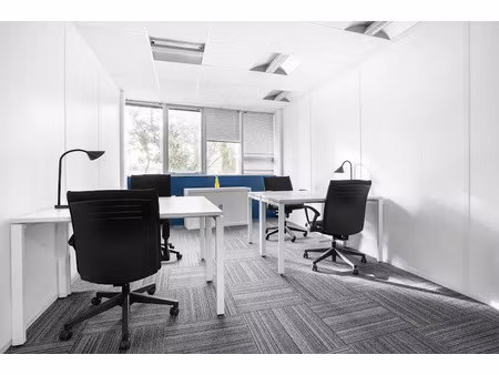 location meublée locaux professionnels 15 m² à le bouscat (33110)  689 €