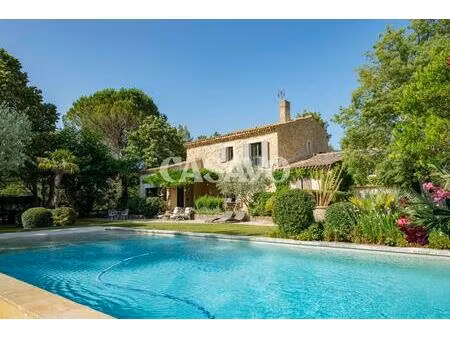 vente maison 10 pièces de 315m² - 13100 saint-marc-jaumegarde