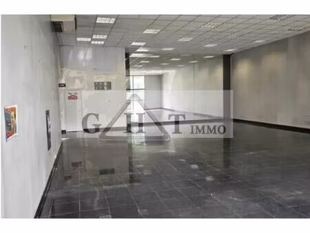 location local industriel 175 m² à maisons-alfort (94700)