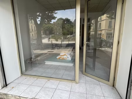 local professionnel 50 m2 - centre-ville hyères