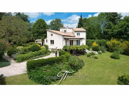 en exclusivite - maison d'architecte - 6 pieces - dépendance amenageable - cave