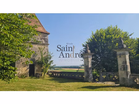 propriété au coeur des vignes - sud charente