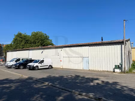 entrepôt condé sur noireau