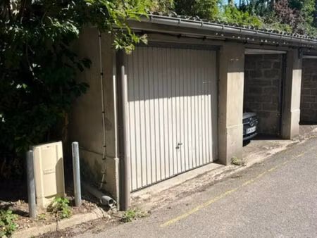 vente box fermé rue du vaugueux