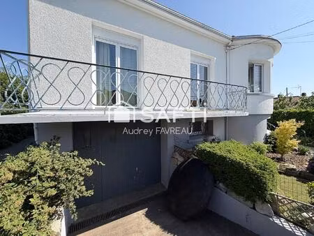 maison de ville  168m2  3 chambres  s-sol  jardin