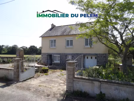 vente maison à saint-nicolas-du-pélem (22480) : à vendre / 67m² saint-nicolas-du-pélem