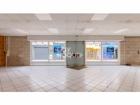 location locaux professionnels 145 m² à la tremblade (17390)  1 200 €