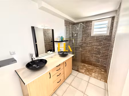 maison saint benoit 3 pièce(s) 103 m2