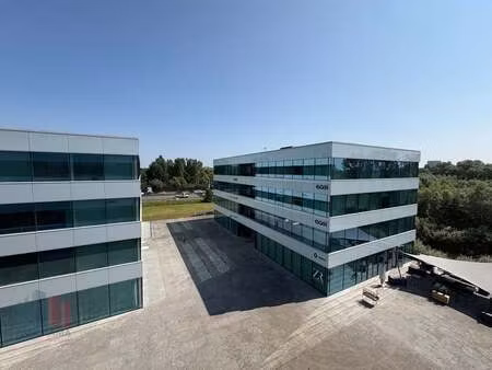 bien professionnel à louer à zwijnaarde € 8.344 (lafi5) - panorama b2b gent kantoren | zim