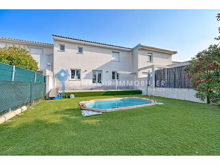 villa 5pièce(s) 4chambre(s) 120 m² aimargues (30470)