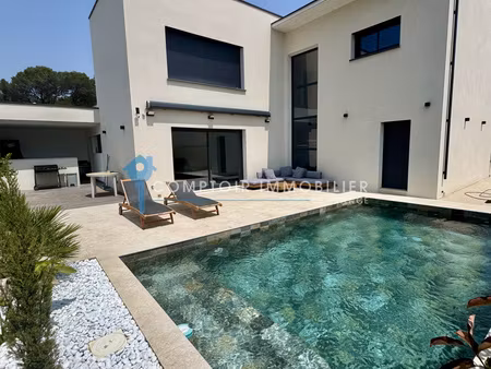 villa 5pièce(s) 4chambre(s) 194 m² vergèze (30310)