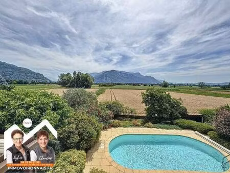vue vercors  calme  piscine  état impeccable  tout y est !