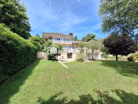 maison familiale + appartement indépendant