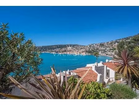 charmante maison en bord de mer avec vue panoramique sur la mer