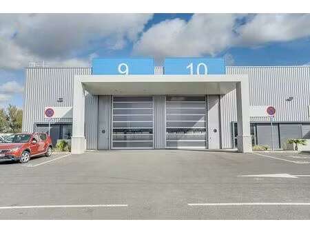 location local d'activités escalquens 294 m²