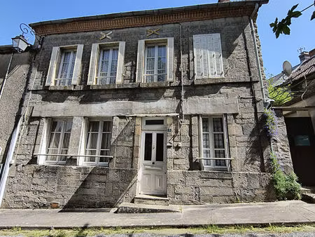 haute-vienne- maison de 4 chambres prête à emménager  avec grenier aménagé et possibilité 