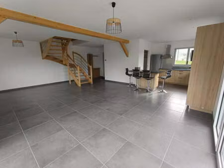 location maison 5 pièces 139m² groisy 74570