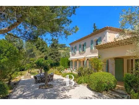 vente - sanary - belle bastide - piscine - terrain 4 000 m²