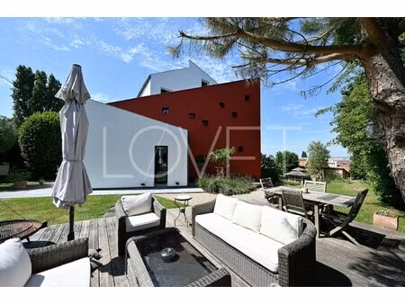 maison de luxe à vendre dans le quartier buzenval