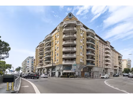 location local commercial 60m² nice 06200