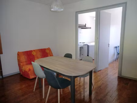 vente immeuble 9 pièces 180m2 jonzac 17500 - 249900 € - surface privée