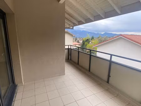 location appartement 5 pièces 98 m² à crolles (38920)