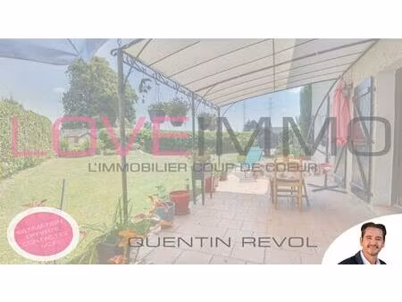 maison lumineuse 110 m2  4 chambres avec jardin sur les hauteurs de la tour-du-pin