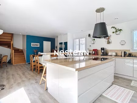 villefranche 110 m2 - 3 chambres - lumineux- grande pièce de vie- garage- proche du centre