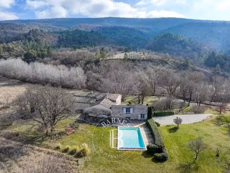 luberon nord - authentique moulin entièrement rénové de pres de 600 m2 - piscine - au...