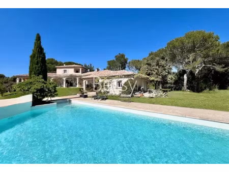 vente maison 7 pièces 243 m² à l'isle-sur-la-sorgue (84800)  1 150 000 €