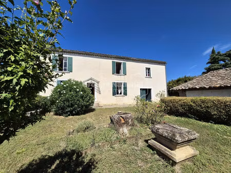 maison saint adré de roquepertuis 9 pièce(s) 208 m2