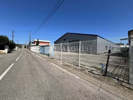 location commerce 1200 m² à irigny (69540)