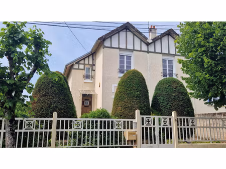 maison des annees 30 - 5 pieces - 4 chambres - jardin - garage