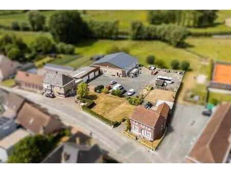 projet d'investissement sur 4123 m²  2 maisons + hangar