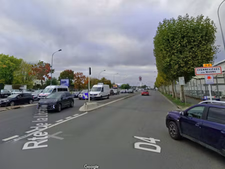 vente parking 125 m² à chennevieres-sur-marne (94430)  90 100 €