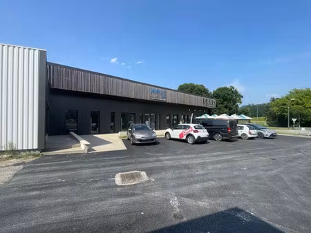 vente locaux professionnels à pouillon (40350)  nan €