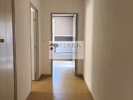 location appartement 4 pièces 79 m² à sari-solenzara (20145)  590 €