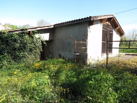 medoc - couquèques chai 110m² plus terrain de 723m²