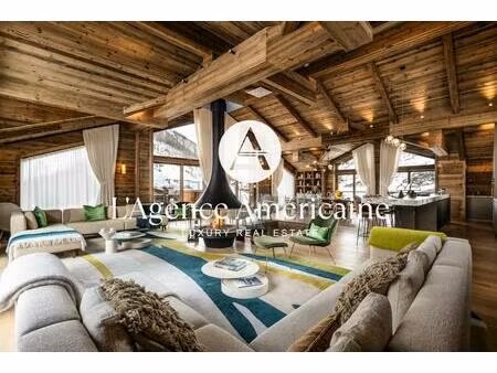 chalet ultra luxe tout juste livré sur les pistes de val d'isère